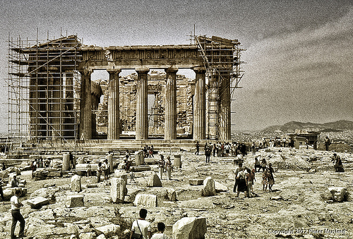 Épülő Akropolisz